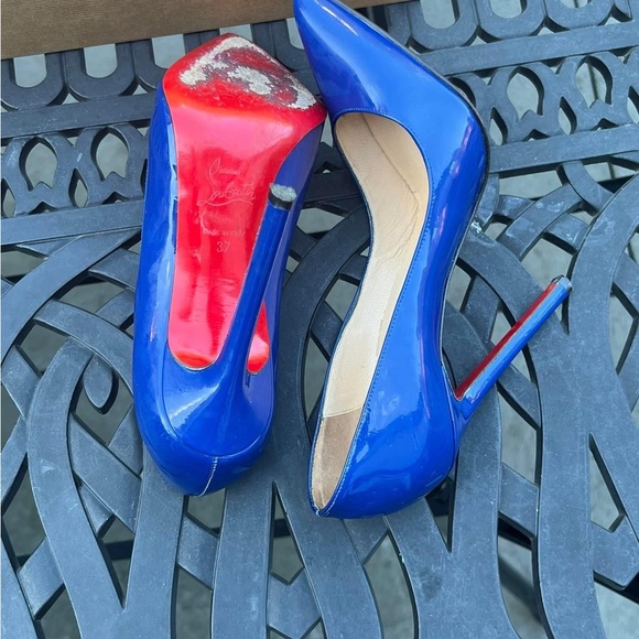 Christian Louboutin Pigalle 120 Blue Patent Heels size 37 fits a 6.5 usa. - Picture 12 of 16